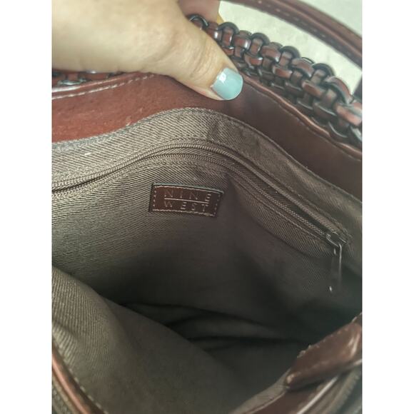 Vintage Nine West Woven Brown Leather Purse. Double handles. Great condition. - Picture 4 of 5
